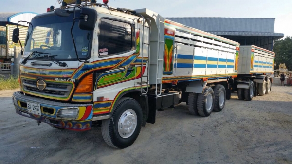 ขายรถพ่วงดัมพ์ Hino mega เครื่อง 260 แรง ปี 48 กระบะดัมพ์มิเนียม ลูก 3 เพลายัด แอร์พร้อม ยาง 80\% ทะเบียนพร้อม