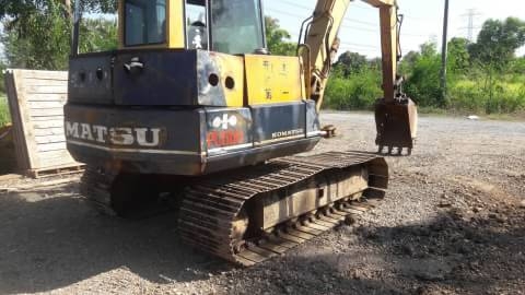 ขาย Komatsu Pc60-5 สภาพสวยพร้อมใช้ ต่อคุณอ๊อฟพิจิตร086-737-9991