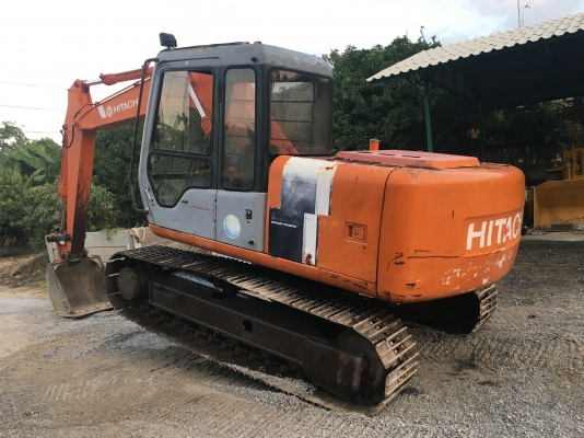 ขายรถแม็คโคร HITACHI EX100-2 นำเข้าจากญี่ปุ่นแท้ๆ 100\% ไม่เคยผ่านการใช้งานในไทย สภาพนางฟ้า สนใจติดต่อ 081-9485494