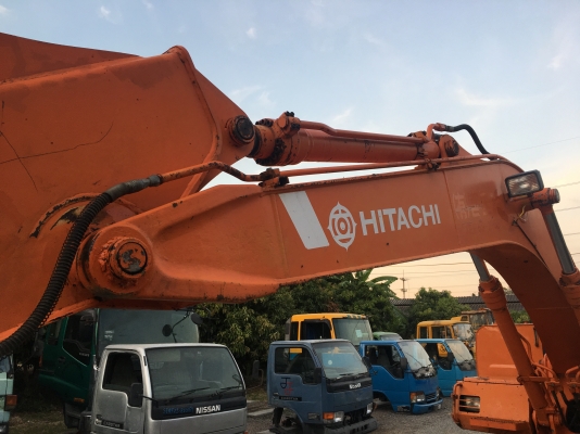 ขายรถแม็คโคร HITACHI EX100-2 นำเข้าจากญี่ปุ่นแท้ๆ 100\% ไม่เคยผ่านการใช้งานในไทย สภาพนางฟ้า สนใจติดต่อ 081-9485494
