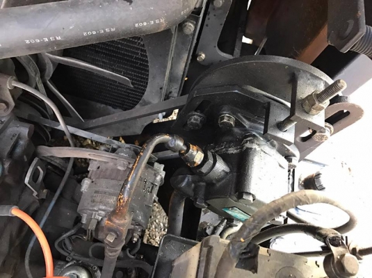 ขายโฟล์คลิฟต์ KOMATSU FG25 2.5ตัน เสาสูง 3 เมตร นำเข้าจากประเทศญี่ปุ่น สภาพสวย พร้อมใช้งาน สนใจติดต่อ 081-948-5494