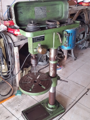 แท่นเจาะ Tiger 16 speed 16 mm. ไฟบ้าน พร้อมใช้งาน รุ่นเก่า สภาพสวยๆ 6,000