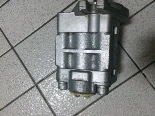 ขายปั้มไฮโดรลิค 3 ตัน ราคา 3900บาท โทร 0920976322