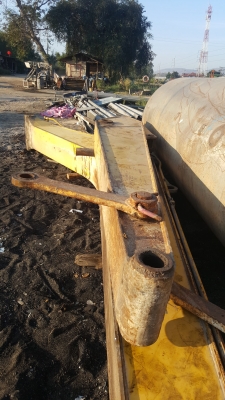 ขายบูมแมคโครพร้อมปุ๊งกี๋ โคมัสสุpc200รุ่น 6 ราคา 60,000 บาท (เปลี่ยนเป็นบูมยาว) ขายบูมแมคโครพร้อมปุ๊งกี๋ โคมัสสุpc200รุ่น 6 ราคา 60,000 บาท (เปลี่ยนเป็นบูมยาว)