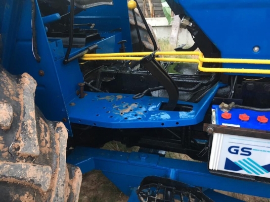 ขายรถไถ 6640 สองเพลา คานหน้าคาราโล ขายรถไถ 6640 สองเพลา คานหน้าคาราโล