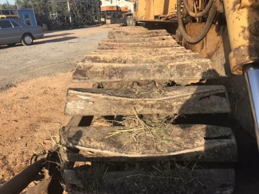 ขาย 355,000 CAT D4E  เครื่อง 43Vฝาบาง โช่หนา เกียร์ดี ใบสวยตีนเป็ด. เอกสารชื้อขาย  รถอยู่ จ.ปทุมธานี โทร&amp;ไอดีไลน์  090-772-3710 090-772-3708