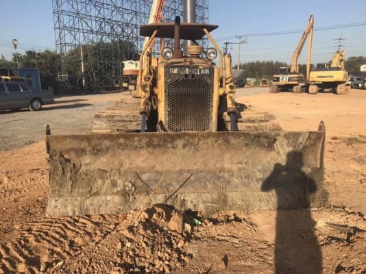 ขาย 355,000 CAT D4E  เครื่อง 43Vฝาบาง โช่หนา เกียร์ดี ใบสวยตีนเป็ด. เอกสารชื้อขาย  รถอยู่ จ.ปทุมธานี โทร&amp;ไอดีไลน์  090-772-3710 090-772-3708