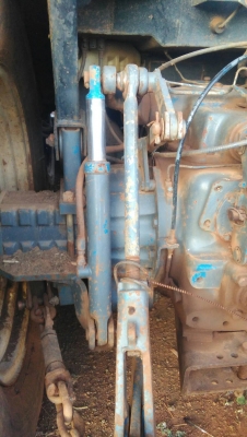 ขายรถไถ FORD 6640 2 เพลา เอกสารอินวอย ใบมีด 4 จาน CMT จาน 26 นิ้ว ราคา 600000