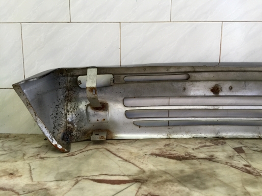 ขายกันชนหน้ารถ DAIHATSU MIRA PLUS L80 กระบะยาวสีดำ ขายกันชนหน้ารถ DAIHATSU MIRA PLUS L80 กระบะยาวสีดำ