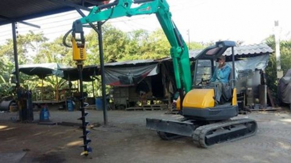 รถเจาะดิน Yanmar เครื่อง 3TN84 บูมยาว เก่าญี่ปุ่น สภาพสวยมาก รถเจาะดิน Yanmar เครื่อง 3TN84 บูมยาว เก่าญี่ปุ่น สภาพสวยมาก