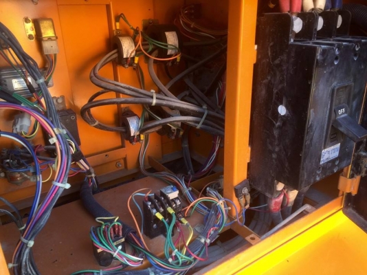 ขายเครื่องปั่นไฟมือสองจากญี่ปุ่นสภาพเดิมๆพร้อมใช้งานราคาไม่แรง