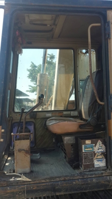 ขายKomatsu PC60 รุ่น5