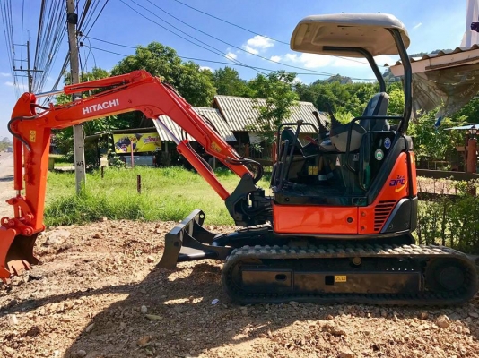 HITACHI ZX30u-2 ขนาดPC-30 มีลายหัวแย๊ก<มีVDOให้ชม>รถเก่านอกแท้มีเอกสาร☎️ติดต่อ 085-5632278 (ราคาต่อรองได้)