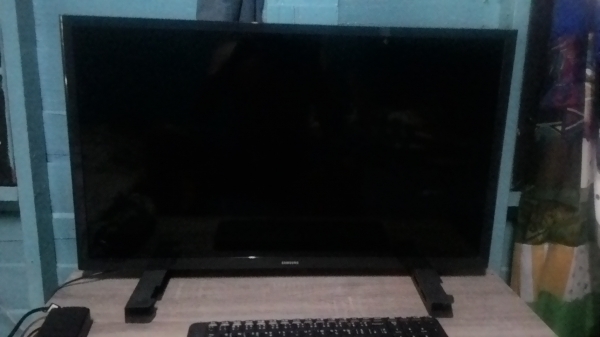 ขายจอ tv led 32" ขายจอ tv led 32"