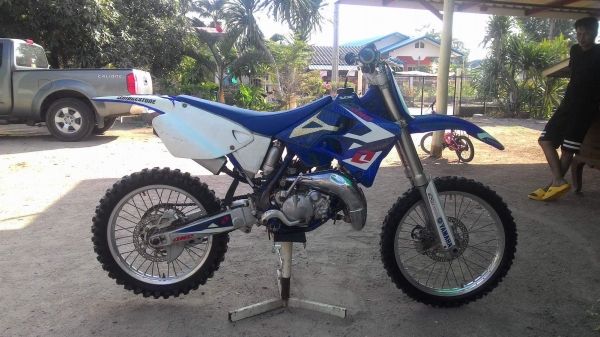 2001yz125