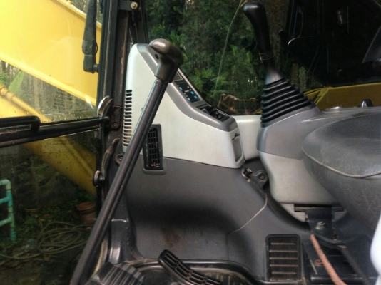 รถแม็คโคยี่ห้อ KOMATSU รุ่น PC78 US -6NO SERIAL NO. 11604 รถแม็คโคยี่ห้อ KOMATSU รุ่น PC78 US -6NO SERIAL NO. 11604