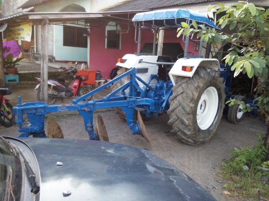 ขายรถไถ FORD 6610 เพลาเดี่ยว ใบมีด 3 จาน 7 จาน ราคา 320000