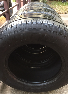 ยาง Goodyear 265 65 17 ปลายปี14 ดอกเต็ม ใช้ยาว ราคาไม่แพง