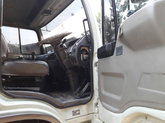 ขายรถสิบล้อดัมพ์ HINO 3M เครื่องเดิม 240 แรง เกียร์เดิม 2 เพลา ปี 39 ยางใหม่ มีระบบลากพ่วง ทะเบียนพร้อม ขายรถสิบล้อดัมพ์ HINO 3M เครื่องเดิม 240 แรง เกียร์เดิม 2 เพลา ปี 39 ยางใหม่ มีระบบลากพ่วง ทะเบียนพร้อม