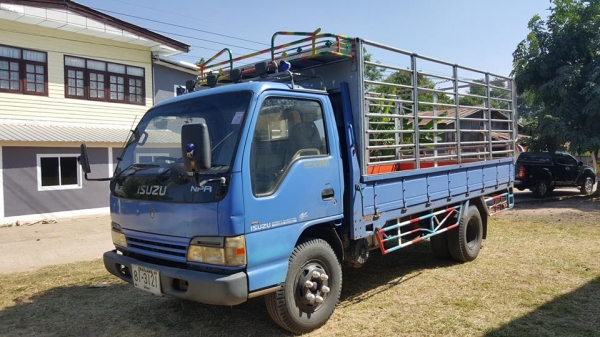 ขาย6ล้ออีซูซุ NPR130 ปี48ยาว5เมตร แชชซีสวยเครื่องเดิม เอกสารเล่มทะเบียนครบ ขาย6ล้ออีซูซุ NPR130 ปี48ยาว5เมตร แชชซีสวยเครื่องเดิม เอกสารเล่มทะเบียนครบ