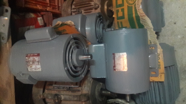 ขาย !! มอเตอร์มิตซู1แรง220v. พร้อมใช้งาน