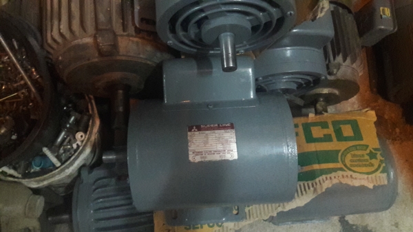 ขาย !! มอเตอร์มิตซู1แรง220v. พร้อมใช้งาน
