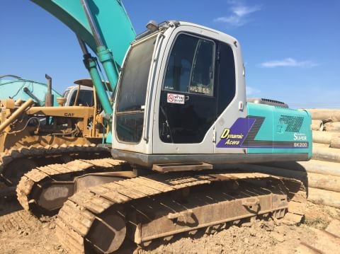 ขายKobelco sk200m6yn08Superสภาพพร้อมใช้ ติดต่อคุณอ๊อฟพิจิตร086-737-9991