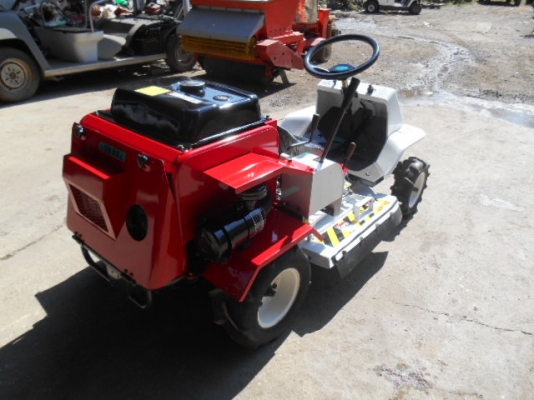 รถตัดหญ้า MASAO CLM1304 13 แรง พร้อมใช้งาน รถตัดหญ้า MASAO CLM1304 13 แรง พร้อมใช้งาน