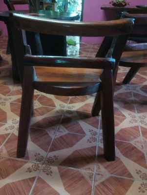 ขายโต๊ะไม้มะค่า1ชุด