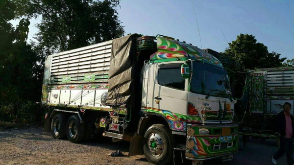 ขายเริ่มต้นราคา.2,100,000 ถึง 2,850,000บาท/ 344/380/330/251Hino series 500 ปี57 ปี56/ปี54/ปี52/มีทั้