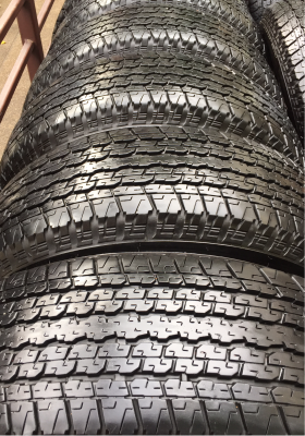 (ขอบคุณลูกค้าทุกท่านครับ) ยาง Bridgestone 245 70 16 ปี16 ดอกเต็ม เนื้อนิ่มๆ ไม่มีปะ ราคาไม่แพง