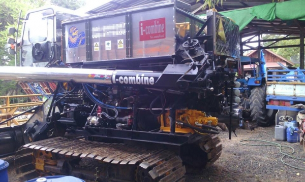 ขายรถเกี่ยวข้าว ไอคอมไบ ปี59ทำงาน1เดือน เจ้าของขับเอง สภาพเดิมปั๊ม23