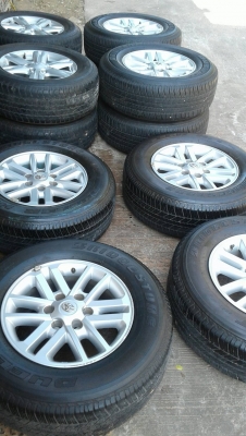 ขายล้อแม็กวีโก้แชมป์ 17 พร้อมยางบริดโตน 265 65 17 ขายล้อแม็กวีโก้แชมป์ 17 พร้อมยางบริดโตน 265 65 17
