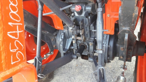 ขายรถไถคูโบต้าL3608SPมีดันหน้า+ผาน5ตราช้าง เล่มทะเบียนพร้อมโอนคับ ราคา325,000.คับ