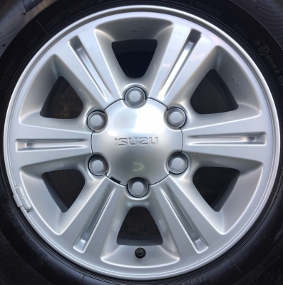 ล้อแม็กป้ายแดง ISUZU D-MAX BLUEPOWER ขอบ15 พร้อมยาง215-70-15 ล้อแม็กป้ายแดง ISUZU D-MAX BLUEPOWER ขอบ15 พร้อมยาง215-70-15