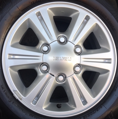 ล้อแม็กป้ายแดง ISUZU D-MAX BLUEPOWER ขอบ15 พร้อมยาง215-70-15 ล้อแม็กป้ายแดง ISUZU D-MAX BLUEPOWER ขอบ15 พร้อมยาง215-70-15