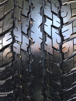 แม็กพร้อมยางป้ายแดงปี16 ฟอร์จูนเนอร์ ขอบ18 ตุ่ม เส้นสีครบ แม็กพร้อมยางป้ายแดงปี16 ฟอร์จูนเนอร์ ขอบ18 ตุ่ม เส้นสีครบ