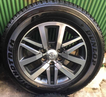 แม็กพร้อมยางป้ายแดงปี16 ฟอร์จูนเนอร์ ขอบ18 ตุ่ม เส้นสีครบ แม็กพร้อมยางป้ายแดงปี16 ฟอร์จูนเนอร์ ขอบ18 ตุ่ม เส้นสีครบ