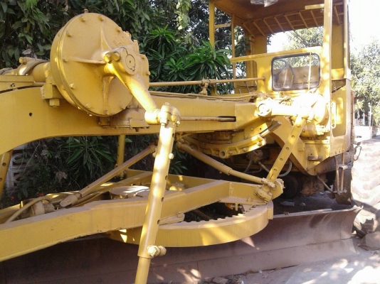 ขาย รถเกรด CAT 12E เครื่องสตาร์ทติด ใช้งานได้ดีทุกระบบ เอกสารใบซื้อขาย ราคาต่อรองได้ครับ