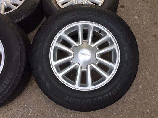 ขายล้อแม็กพร้อม Isuzu D-max All New ขอบ 16 ชุดละ ราคา 8,000 บาท ขายล้อแม็กพร้อม Isuzu D-max All New ขอบ 16 ชุดละ ราคา 8,000 บาท