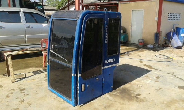 ขายโกเบลโก้30-3รถเก่านอกใช้งาน6เดือนมีตู้เก๋งสวยเดิมให้ด้วย ขายโกเบลโก้30-3รถเก่านอกใช้งาน6เดือนมีตู้เก๋งสวยเดิมให้ด้วย