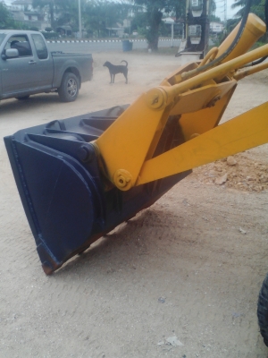 ขายรถตัก 1 คิว ดีเซล 160000 บาท