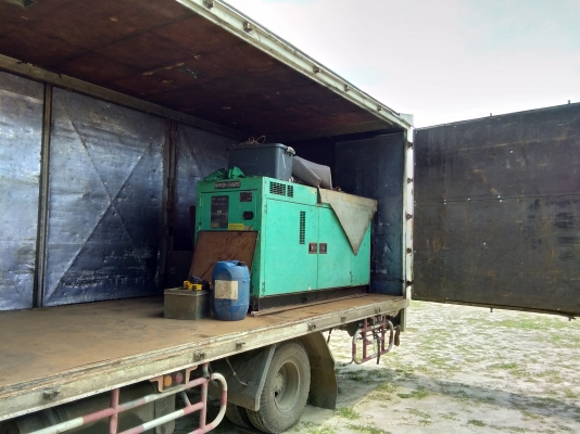 ขายตู้แห้ง10 บานไม่มีเสากลาง , ยาว 7.35 กว้าง2.45สูง2.45 ขาย50000ุบาทครับหรือแลกกับกระบะเหล็ก7.2เมตรขึ้นไปใครมีลองเสนอมาครับ