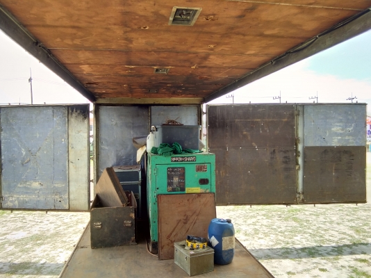 ขายตู้แห้ง10 บานไม่มีเสากลาง , ยาว 7.35 กว้าง2.45สูง2.45 ขาย50000ุบาทครับหรือแลกกับกระบะเหล็ก7.2เมตรขึ้นไปใครมีลองเสนอมาครับ