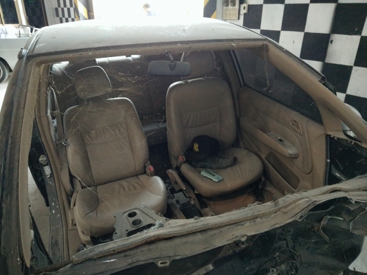 ขายซาก honda city 2007 (พร้อมเล่ม แต่แจ้งหยุดใช้รถ)เอาไปเป็นอะไหล่ ภายในยังสวย