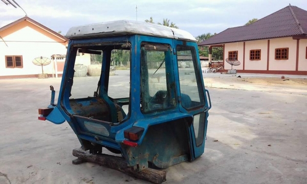 ขายเก๋งรถไถ  ตามสภาพ