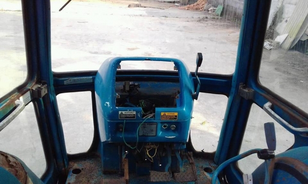 ขายเก๋งรถไถ  ตามสภาพ