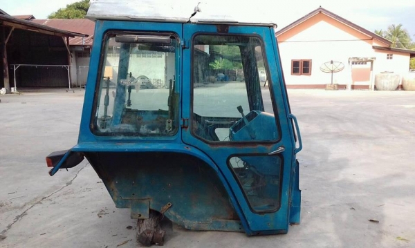 ขายเก๋งรถไถ  ตามสภาพ