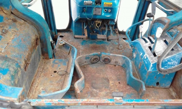 ขายเก๋งรถไถ  ตามสภาพ