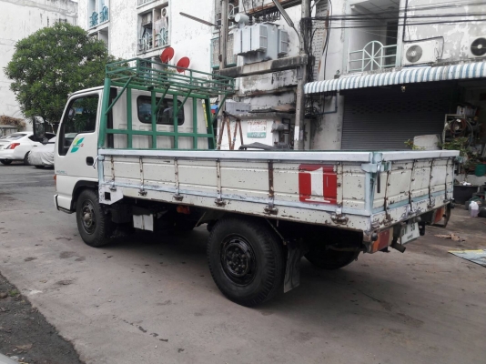 ขายรถบรรทุก 4 ล้อกลาง ISUZU ELF ป้ายเล็ก 120 แรง